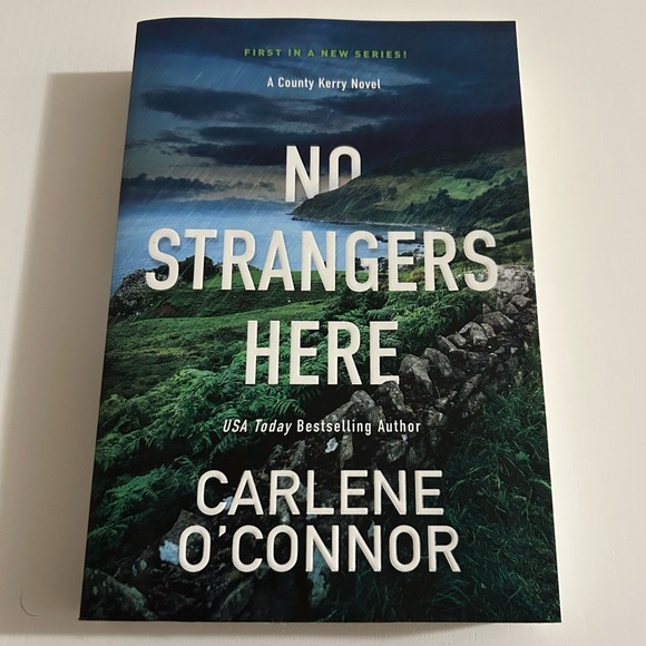 No Strangers Here by Carlene O'Connor - Picture 1 of 4